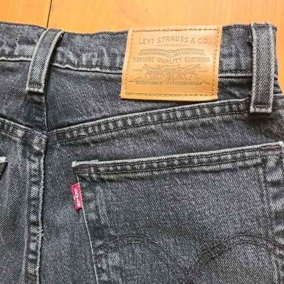 Levi's Wedgie Straight Jeans - Picture 6 of 14